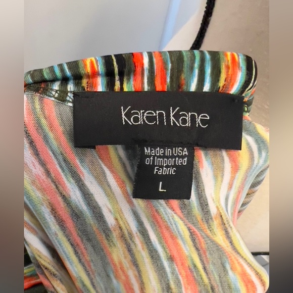 Like new Karen Kane fancy top size L - Picture 5 of 6